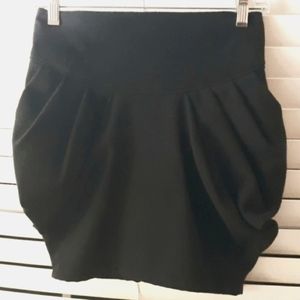 90's Style ROJAS ..Black skirt